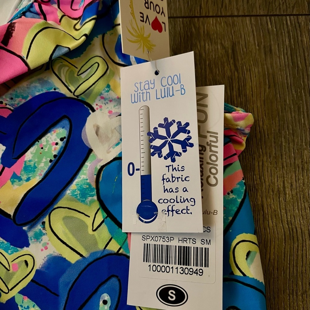 Lulu B Sleeveless Ruffle Cooling UPF 50 Top Colorful Hearts Print Small NWT new - Picture 10 of 12
